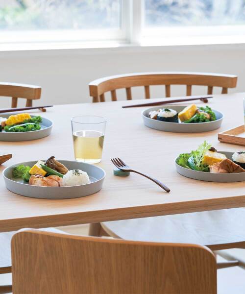 フィットディッシュプレート ストーングレーの通販 | BRUNO online