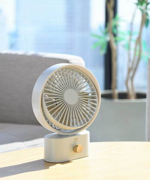 ポータブルスイングデスクファン グレージュの通販 | BRUNO online