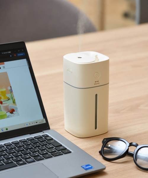 上部給水コードレス加湿器 EASY MIST アイボリーの通販 | BRUNO online
