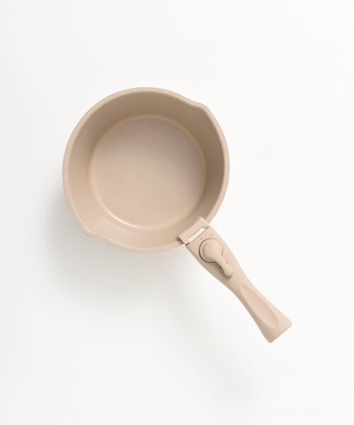 鍋 20cm 取っ手セット ピンクベージュの通販 | BRUNO online