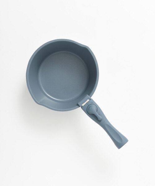 鍋 20cm 取っ手セット ピンクベージュの通販 | BRUNO online