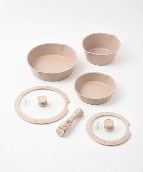 【新品未使用】BRUNO フライパン 6点セット　ピンクベージュ フライパン 6点セット＋フライパン・鍋専用取っ手セット ピンク