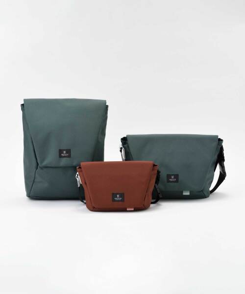 Hutte メッセンジャーL テラコッタの通販 | BRUNO online