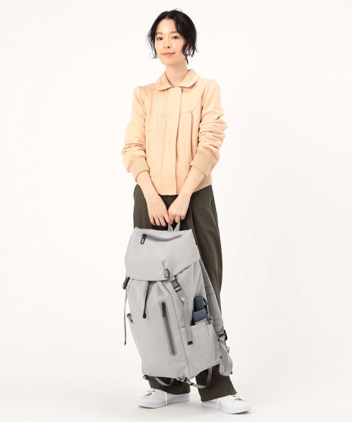 LIKID フラップバックパック XL ライトグレーの通販 | BRUNO online