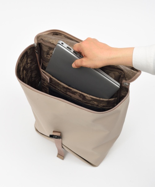 LAGOPUS WP ベルトフラップバックパック グレージュの通販