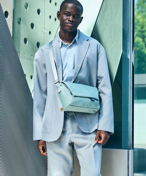 Hutte メッセンジャーバッグ S ライトグレーの通販 | BRUNO online