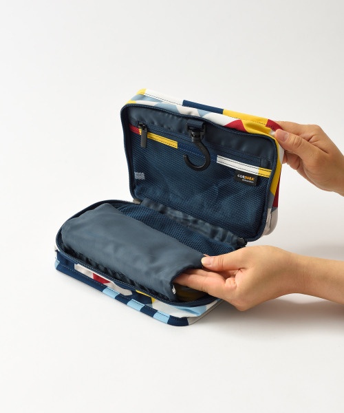 新品 インターメッツォ 中綿ライナーフード付き光沢マイクロジオメトリックコートM焦茶★J29029 INTERMEZZO