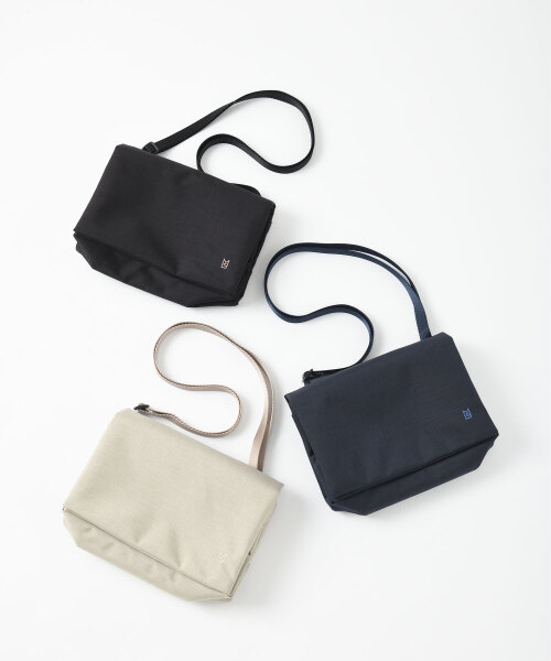 優里 弐 ショルダーバッグ 新品未使用 STLAKT マルチセキュリティショルダーバッグ ヘザーネイビーの通販