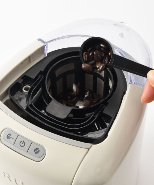 最新人気 未使用 ブルーノ コンパクト ミル付き コーヒーメーカー グレージュ 1307 調理器具
