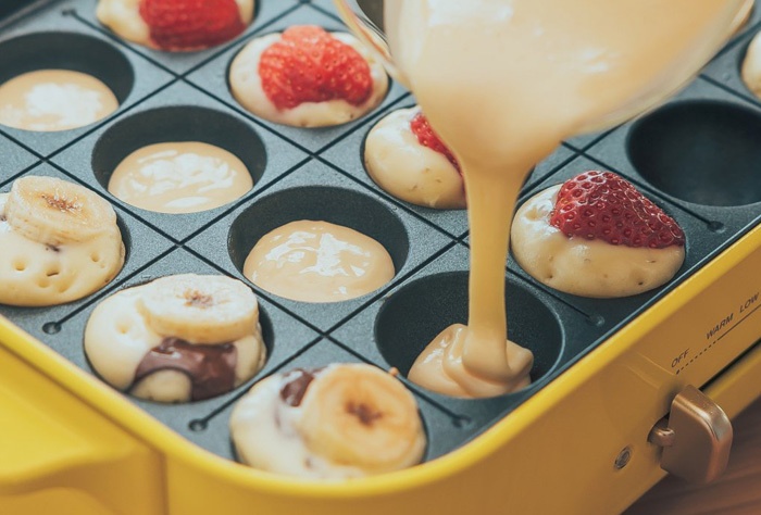 コンパクト ホットプレートのレシピ フルーツとチョコのミニカステラ