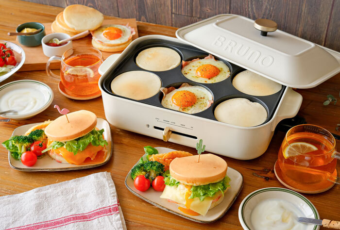 コンパクト ホットプレートのレシピ もっちりパンケーキのベーコン