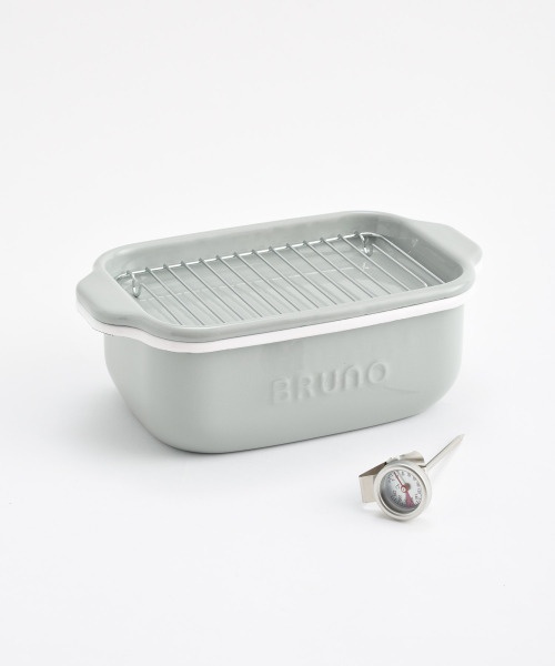 BRUNO ホーロー角型天ぷら鍋 20cm グレージュの通販 | BRUNO online BRUNO ホーロー角型天ぷら鍋 20cm グレージュの通販 | BRUNO online