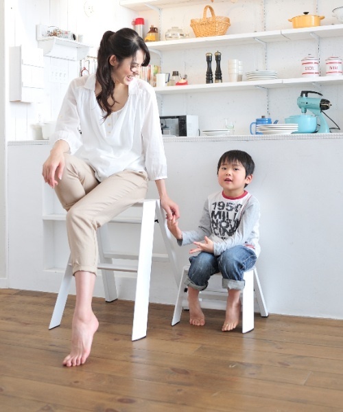 lucano ルカーノ Step stool 脚立 2-step ホワイト lucano Step stool/2-step ホワイトの通販 | BRUNO online