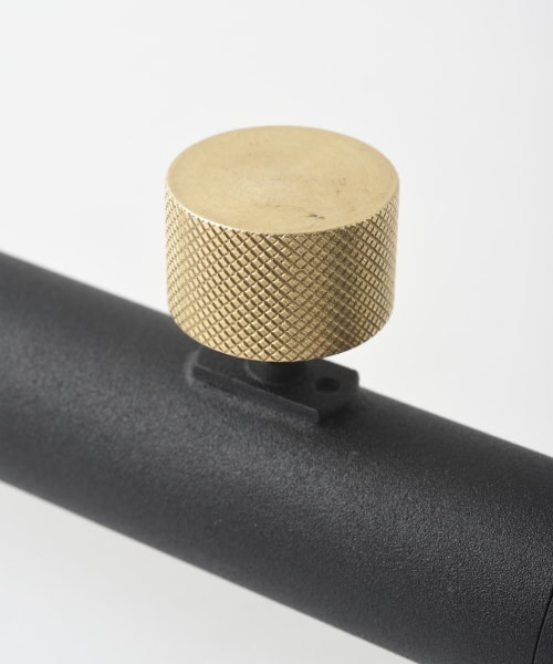 DRAW A LINE 001 Tension Rod A ブラックの通販 | BRUNO online