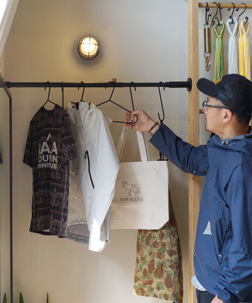 DRAW A LINE 016 Clothes Hanger ブラックの通販 | BRUNO online