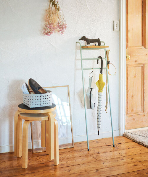 インテリアスリムラダーラック グレージュの通販 | BRUNO online