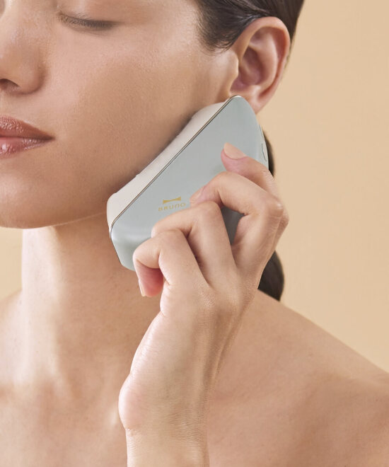 温冷EMSフェイシャルリフト